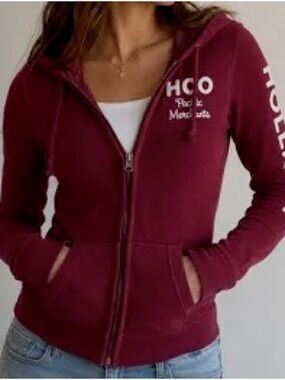 Y2K Women's Hollister HCO
Pacific Merchants Full Zip Hoodie Embroidered Logo L